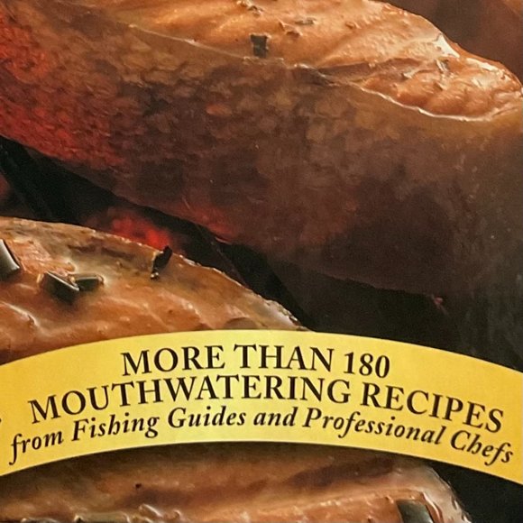 THE FRESHWATER ANGLER "America's Favorite Fish Recipes" EUC - Picture 8 of 9
